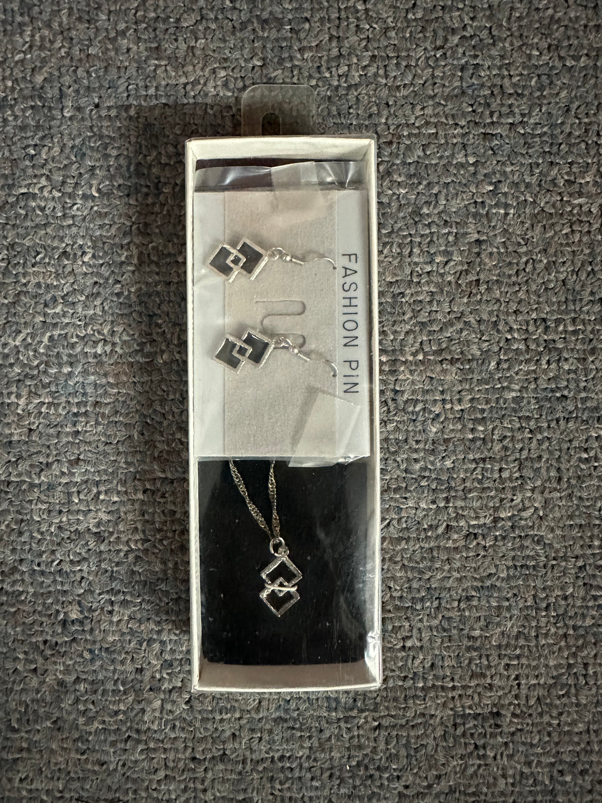 Double Squares Necklace and earrings